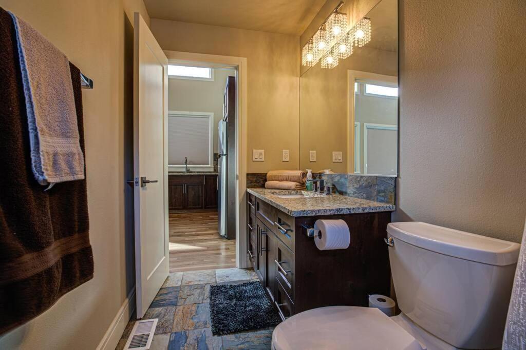 Newly Built Modern Chalet Duplex - 2 Mount Hood Village Esterno foto